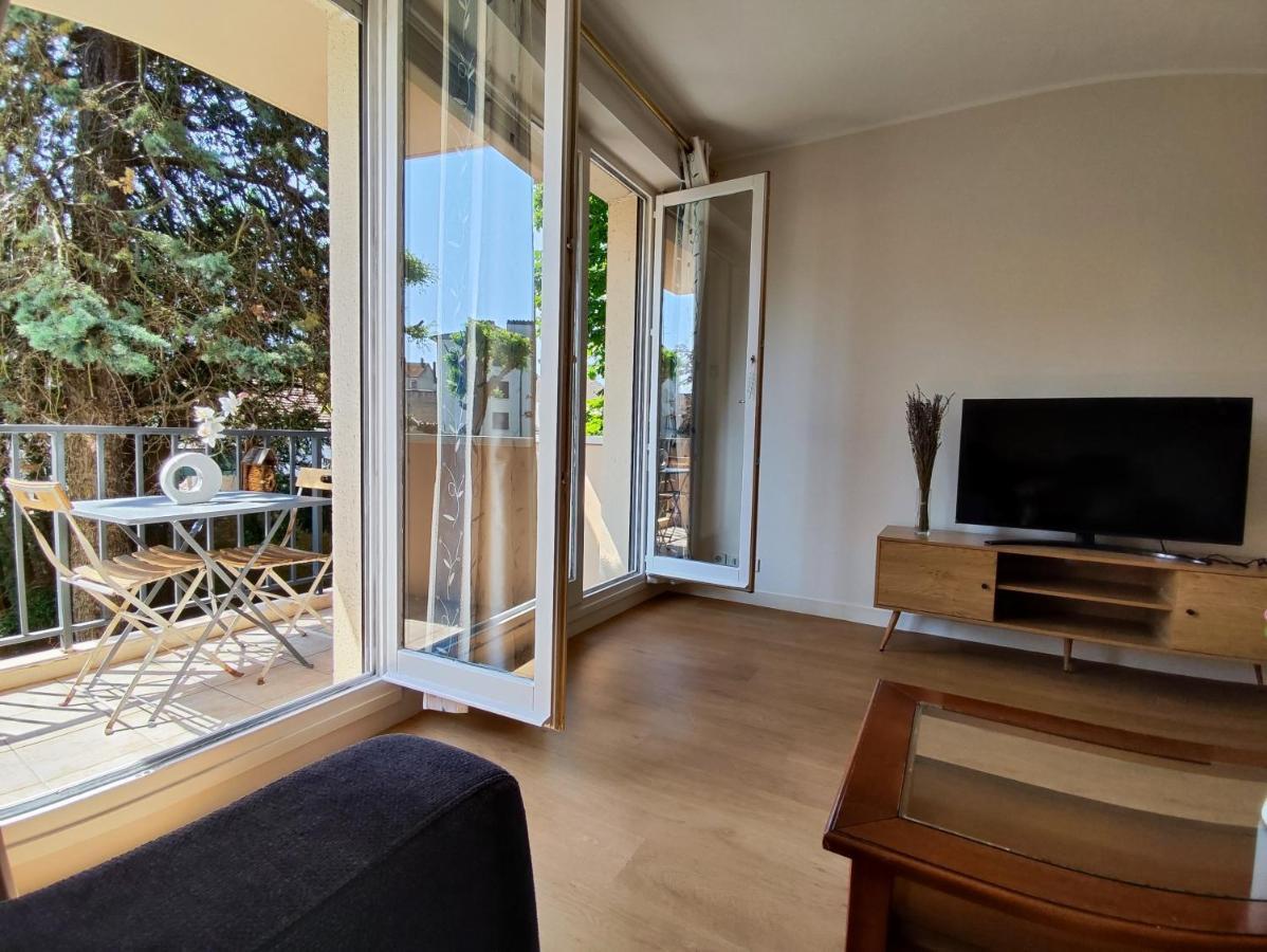 Tres Belle Appartement Lumineuse Spacieux Шантійї Екстер'єр фото