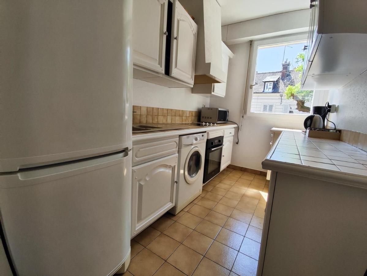 Tres Belle Appartement Lumineuse Spacieux Шантійї Екстер'єр фото